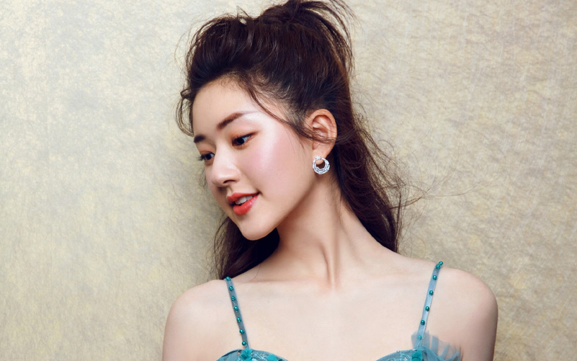 团队精神：冠军车队的铁血纪律，车队团结力量大