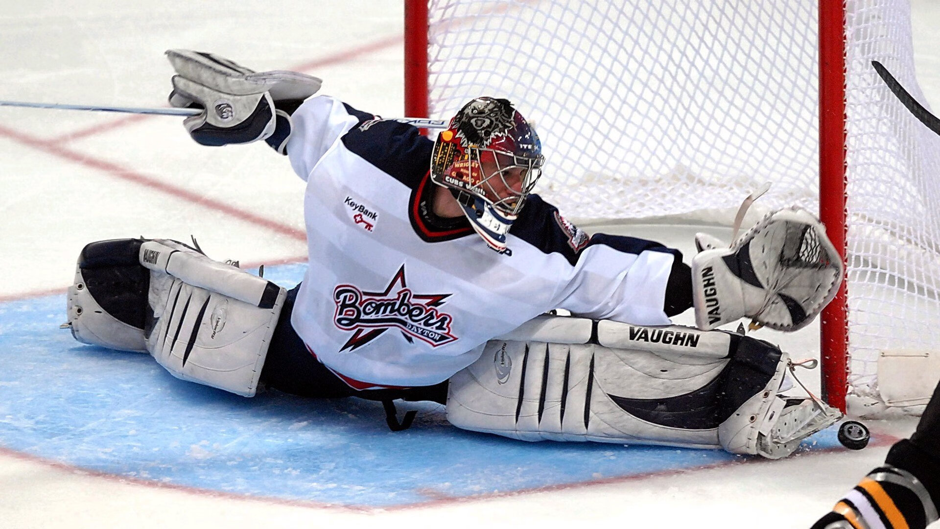 “逆境突围：车手在极端环境的豪迈征程”，逆境突袭简介